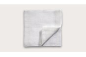 Mölnlycke Gauze swab folded right corner